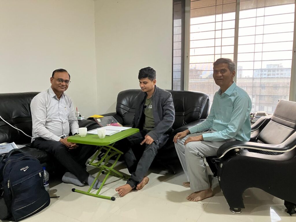 whatsapp image 2025 11 10 at 21.44.40 (1)