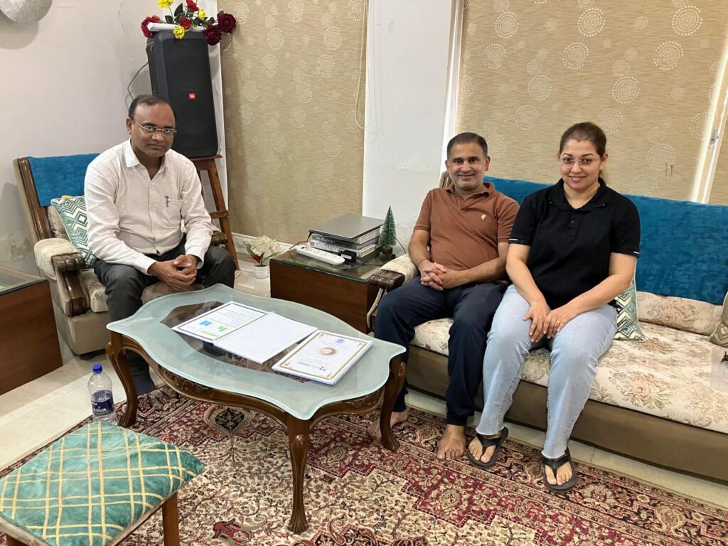 whatsapp image 2025 11 10 at 22.02.27